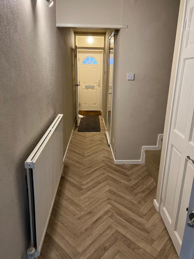 Modern And Spacious 3 Bedroom House Leicester Exterior photo